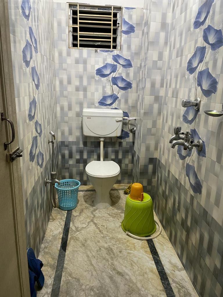 Veda Home'S Agartala Exteriör bild